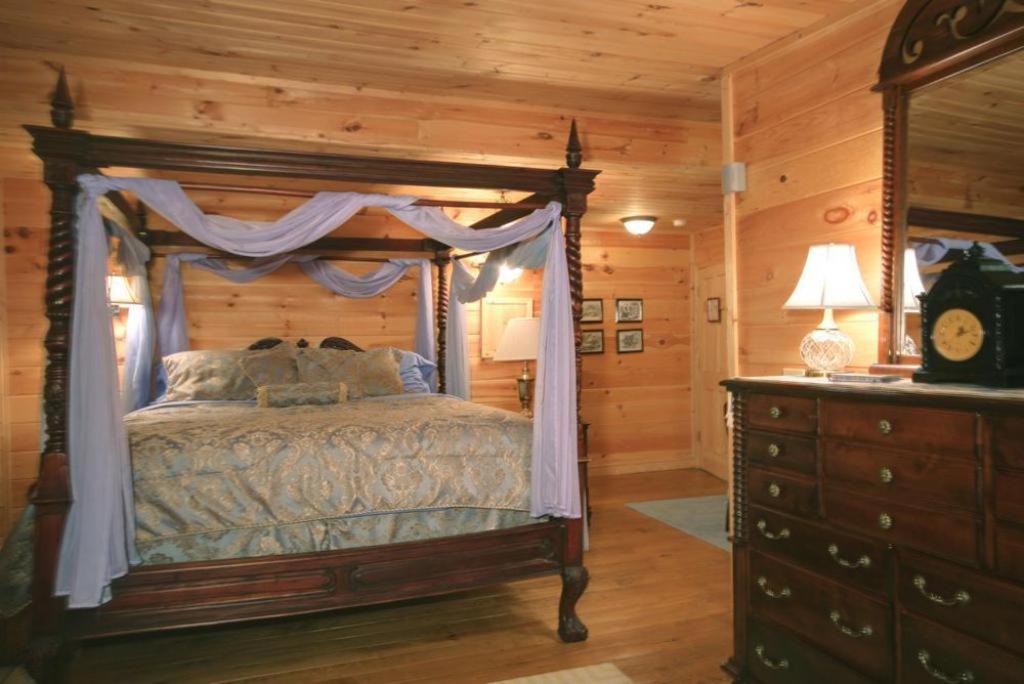 Misty Mountain Ranch Couette-café 5*